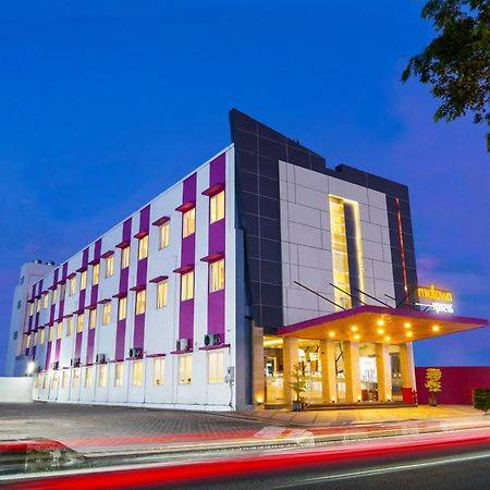 Midtown Xpress Sampit - Kalimantan Tengah Экстерьер фото