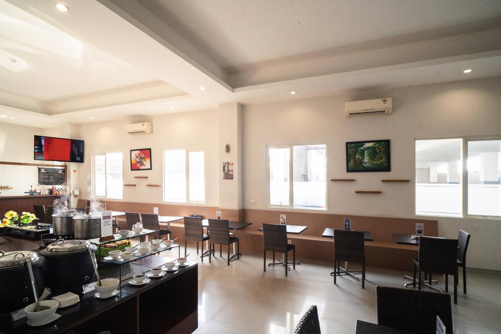 Midtown Xpress Sampit - Kalimantan Tengah Экстерьер фото