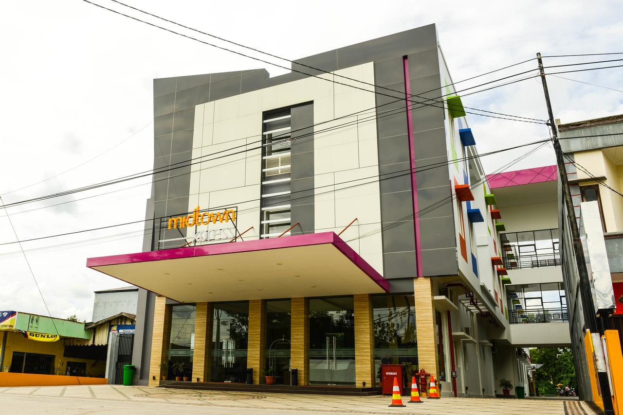 Midtown Xpress Sampit - Kalimantan Tengah Экстерьер фото