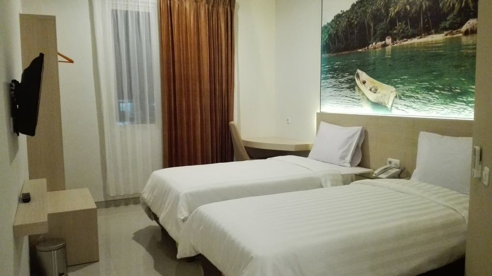 Midtown Xpress Sampit - Kalimantan Tengah Экстерьер фото